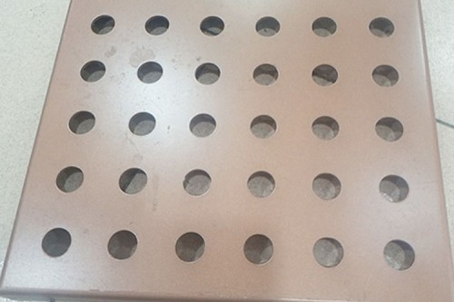 沖孔鋁單板